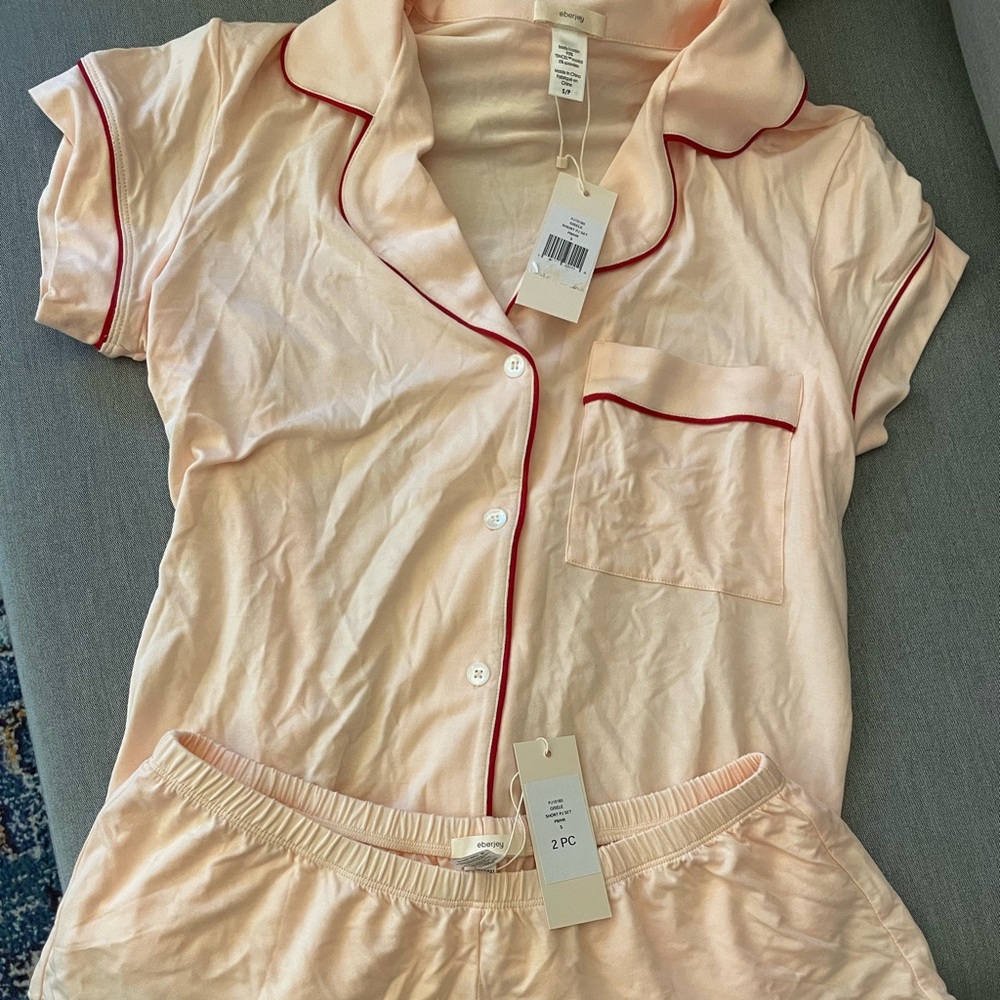 EBERJEY
GISELE SHORTIE PJ SET